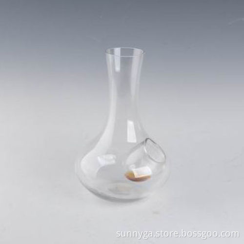 Clear Glass Decanter without Handle